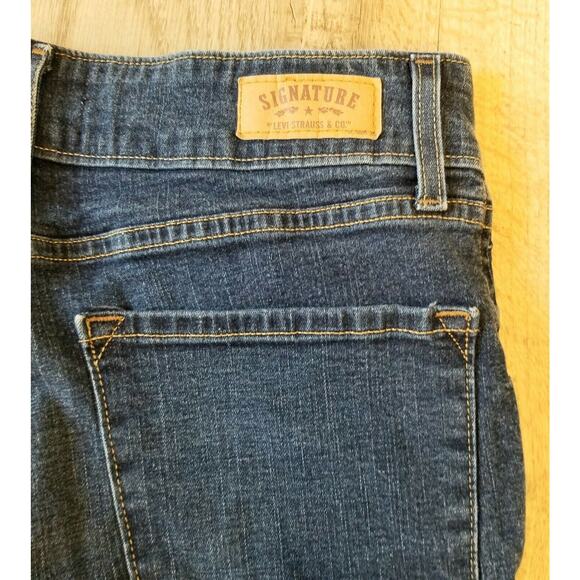 LEVI STRAUSS SIGNATURE Low Rise Bootcut Jeans - Size 12 - Picture 9 of 9